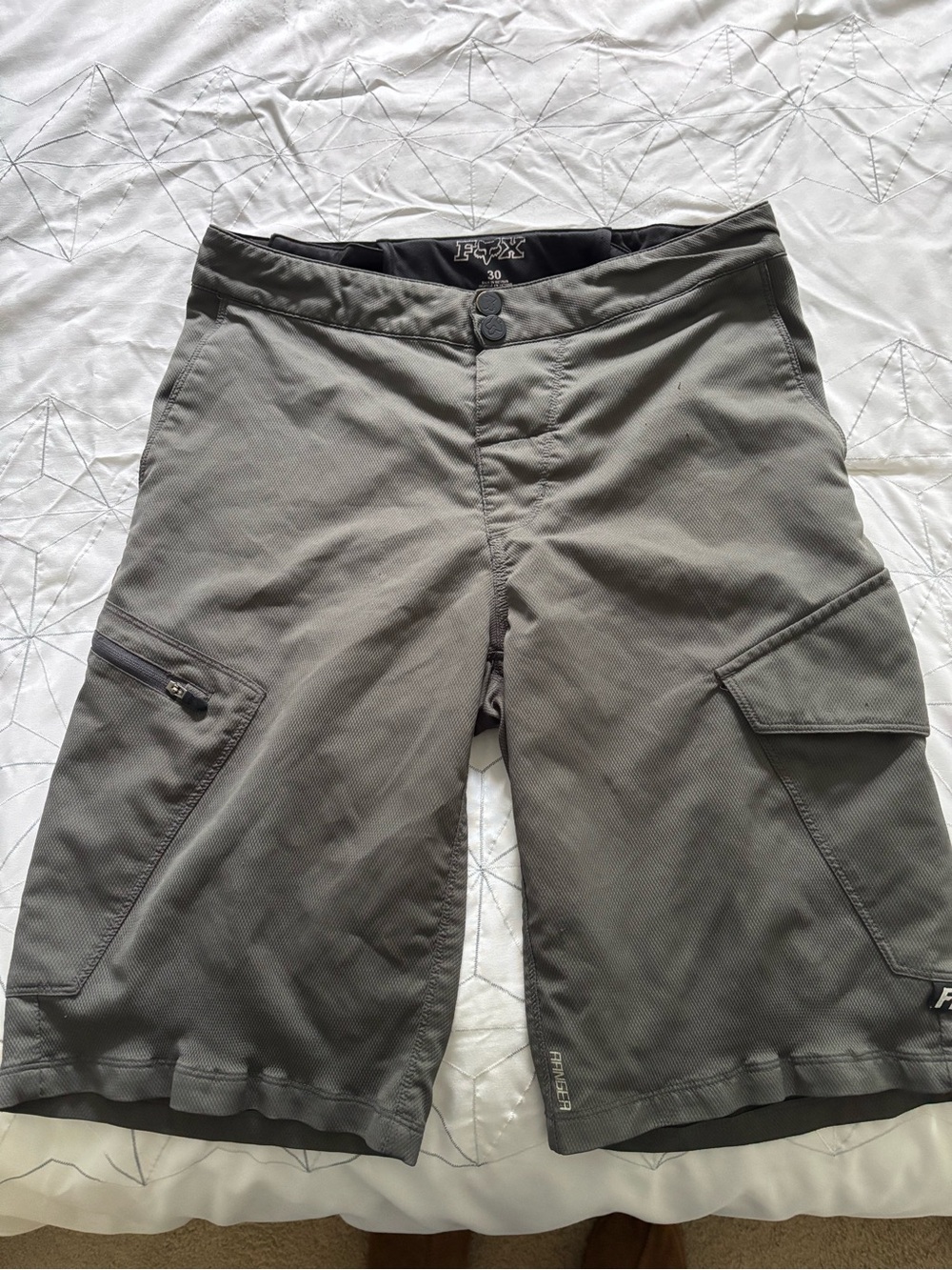 Mens 30 Fox MTB Cargo riding shorts